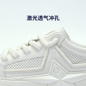PENTAGONAL HEART五角心踏星步梦冲孔板鞋黑白